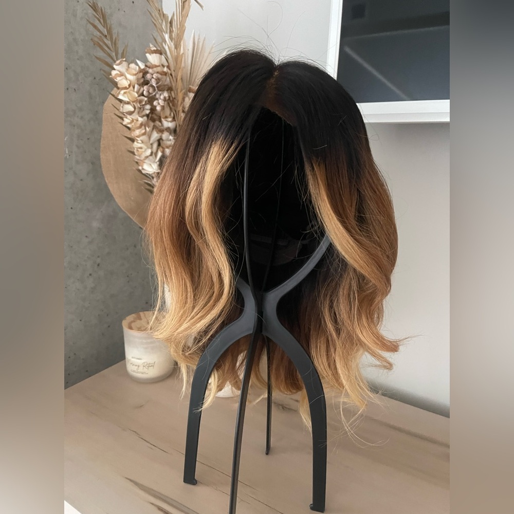 Hairvivi Leah Bob Wig (Human Hair) - Updated Pics! - Picture 2 of 16